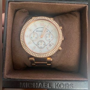 Micheal Kors rose gold watch